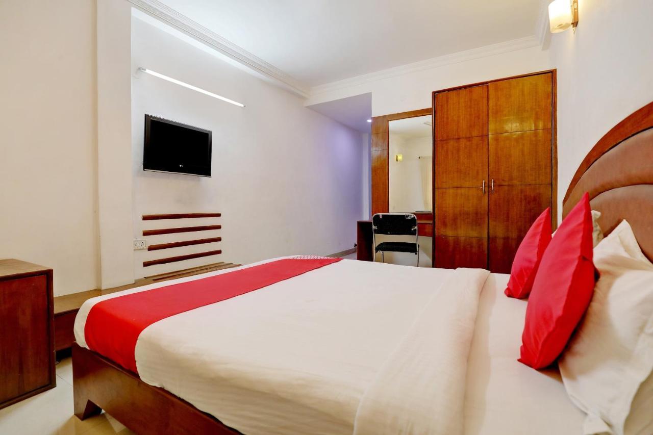 Oyo 44065 Sri Krishna Nilaya Hotell Bangalore Eksteriør bilde